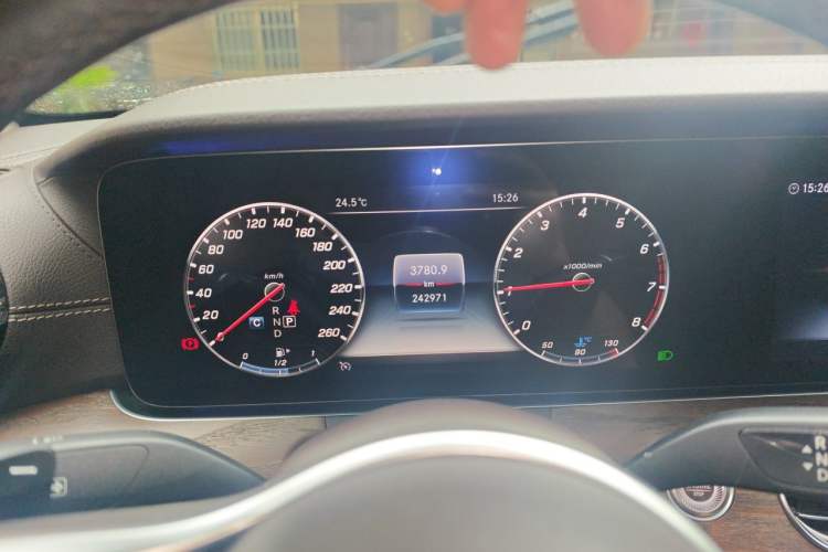 Used Mercedes-Benz E-Class 2019 Facelifted E 300 L Stylish Version Instrument Cluster