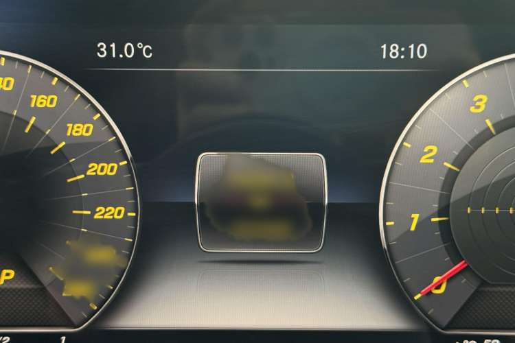 Used Mercedes-Benz E-Class 2019 E 300 L Stylish Model Instrument Cluster