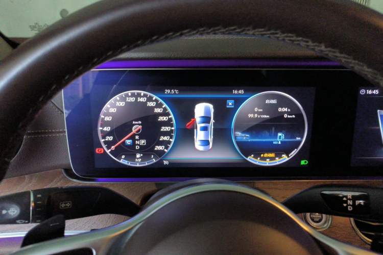 Used Mercedes-Benz E-Class 2019 Restyled E 300 L Luxury Edition Instrument Cluster