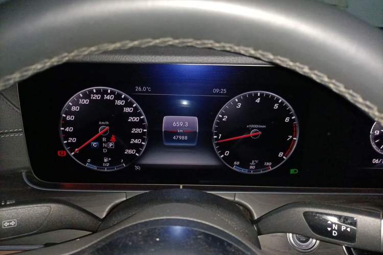 Used Mercedes-Benz E-Class 2019 Restyled E 300 L Sporty and Stylish Edition Instrument Cluster