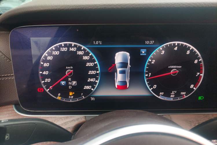 Used Mercedes-Benz E-Class 2019 E 300 L Luxury Model Instrument Cluster