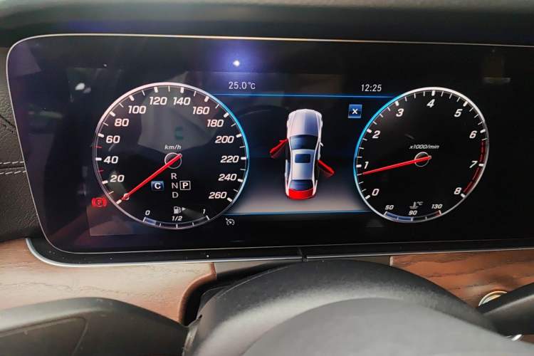 Used Mercedes-Benz E-Class 2019 E 200 L Instrument Cluster