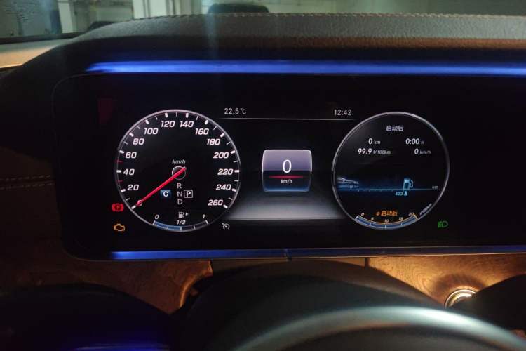 Used Mercedes-Benz E-Class 2019 E 200 L Instrument Cluster