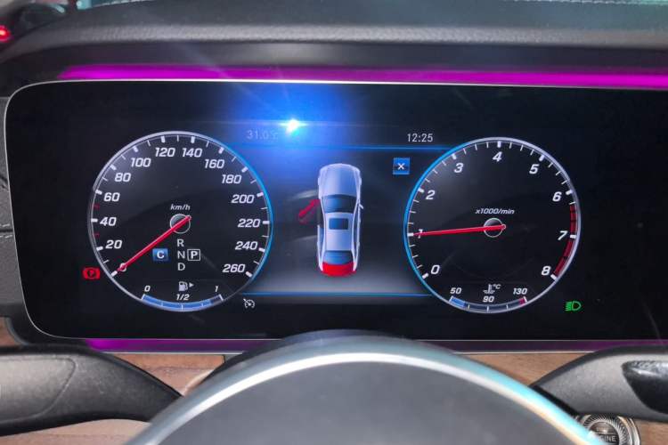 Used Mercedes-Benz E-Class 2019 E 300 L Luxury Model Instrument Cluster