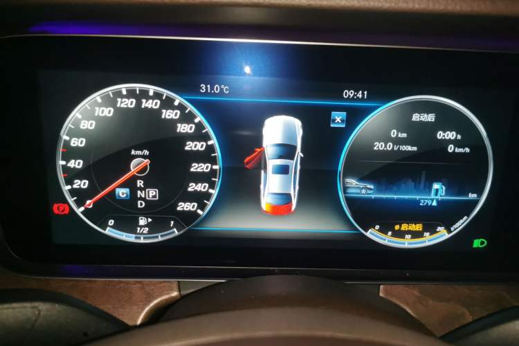 Used Mercedes-Benz E-Class 2019 E 300 L Luxury Model Instrument Cluster
