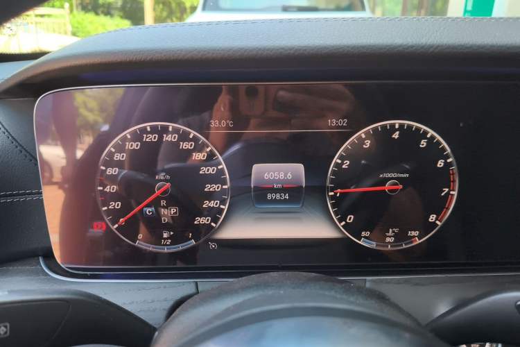 Used Mercedes-Benz E-Class 2019 E 300 L Stylish Model Instrument Cluster