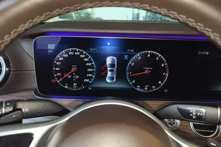 Used Mercedes-Benz E-Class 2019 Facelifted E 300 L Stylish Version Instrument Cluster