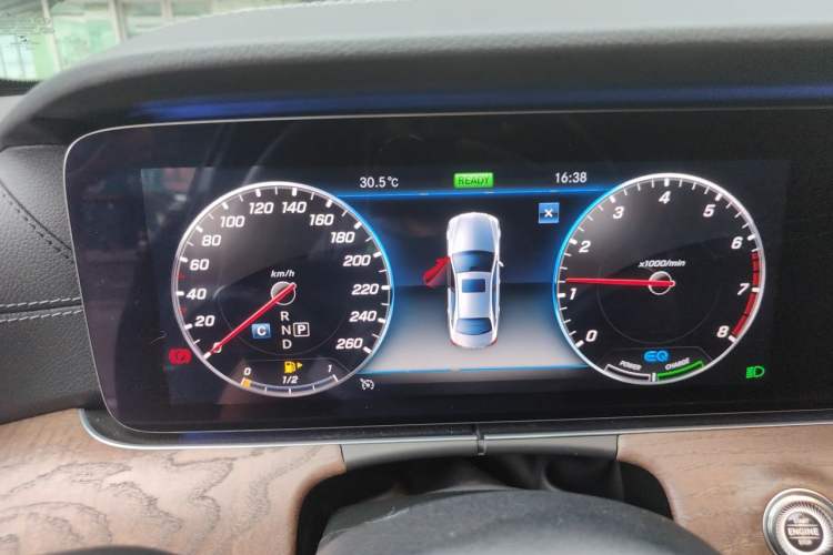 Used Mercedes-Benz E-Class 2019 E 260 L Instrument Cluster