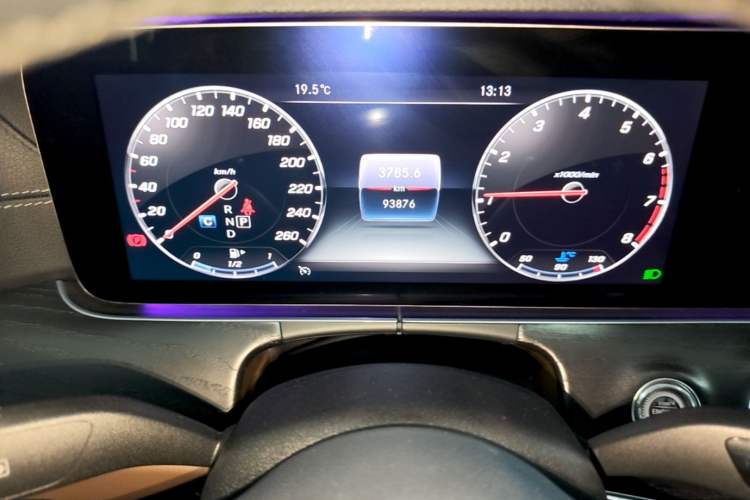Used Mercedes-Benz E-Class 2019 E 200 L Sport Edition Instrument Cluster