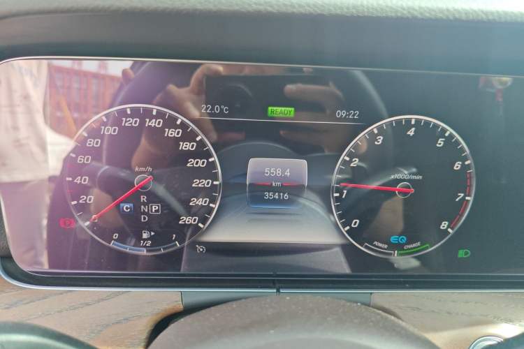 Used Mercedes-Benz E-Class 2019 E 260 L 4MATIC Instrument Cluster