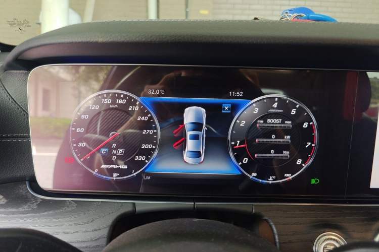 Used Mercedes-Benz E-Class 2019 E 200 L Sport Edition Instrument Cluster