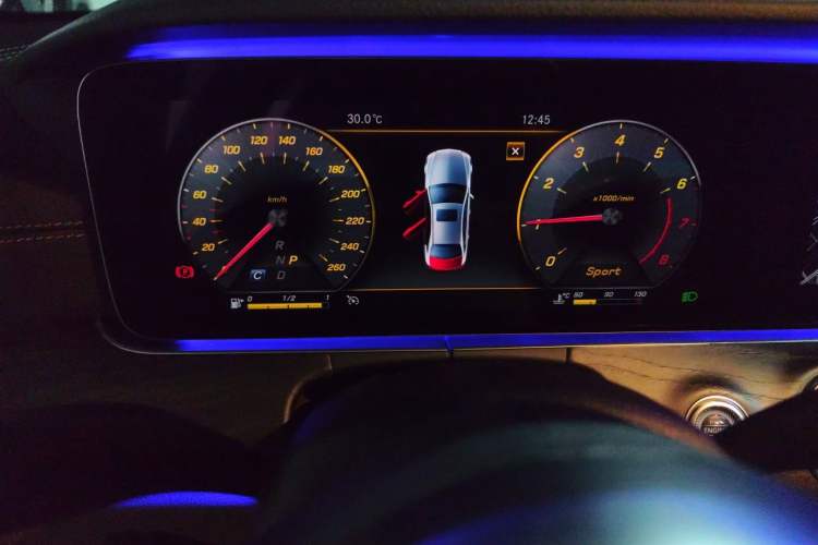 Used Mercedes-Benz E-Class 2019 Restyled E 300 L Sporty and Stylish Edition Instrument Cluster