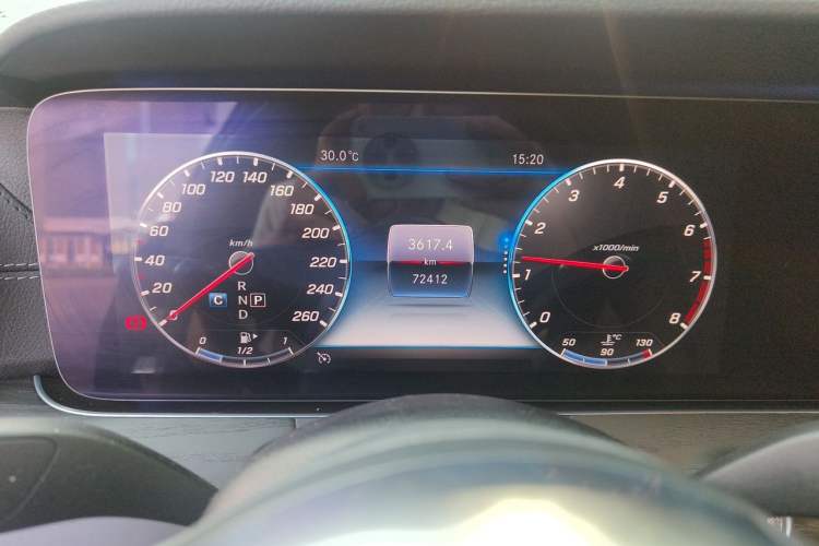Used Mercedes-Benz E-Class 2019 Restyled E 300 L Sport Luxury Edition Instrument Cluster