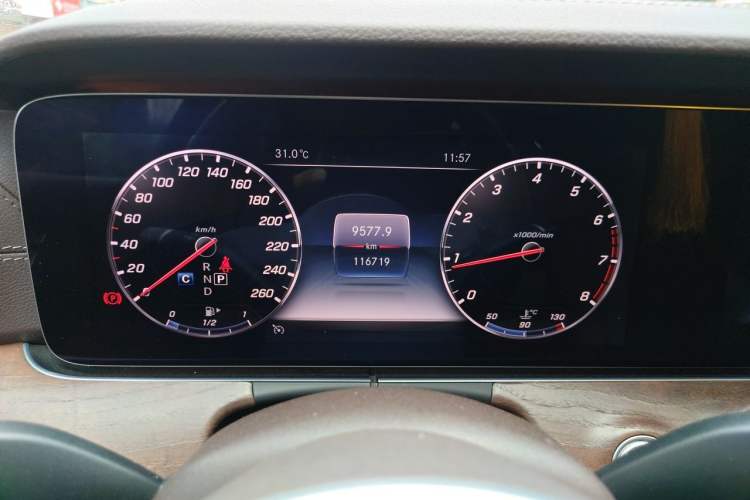 Used Mercedes-Benz E-Class 2019 E 300 L Stylish Model Instrument Cluster