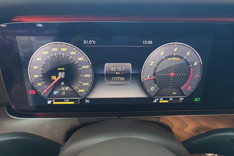 Used Mercedes-Benz E-Class 2019 E 300 L Stylish Model Instrument Cluster