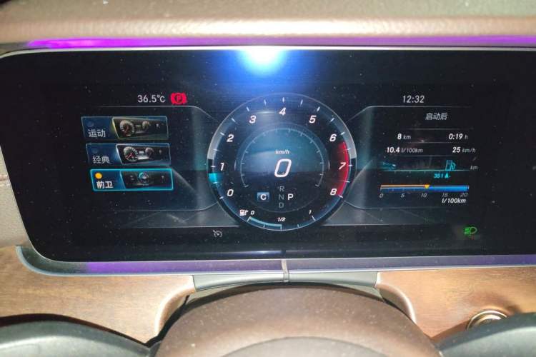 Used Mercedes-Benz E-Class 2019 E 300 L Stylish Model Instrument Cluster