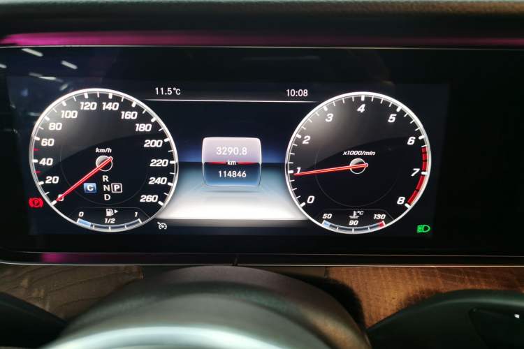 Used Mercedes-Benz E-Class 2019 E 300 L Luxury Model Instrument Cluster
