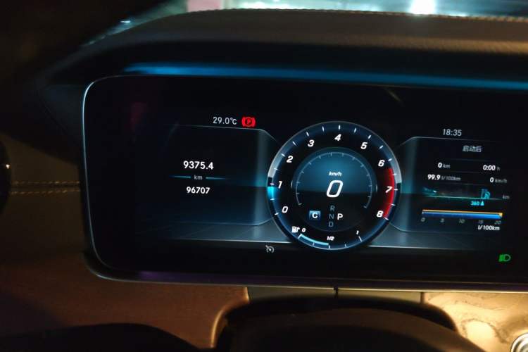Used Mercedes-Benz E-Class 2019 E 200 L Instrument Cluster