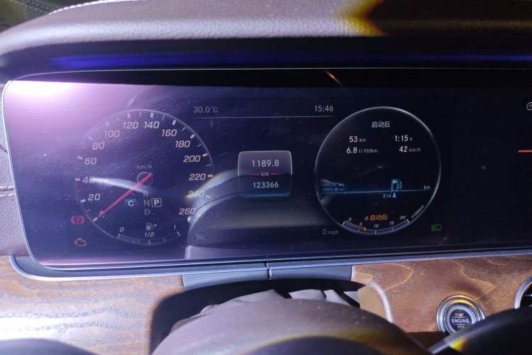 Used Mercedes-Benz E-Class 2019 E 300 L Stylish Model