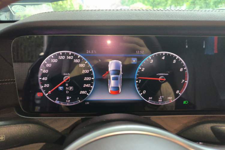 Used Mercedes-Benz E-Class 2019 Restyled E 300 L Luxury Edition Instrument Cluster