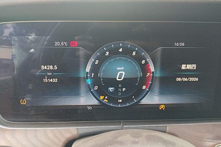 Used Mercedes-Benz E-Class 2019 Restyled E 300 L Luxury Edition Instrument Cluster