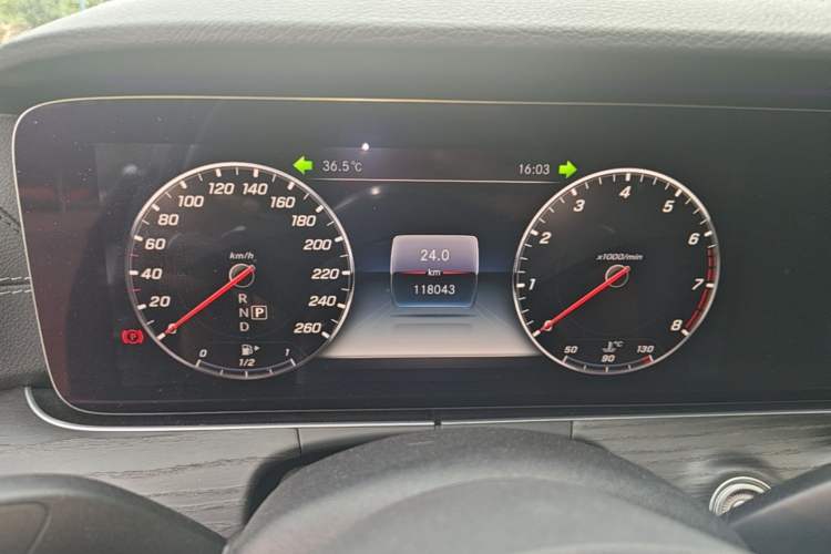 Used Mercedes-Benz E-Class 2019 Restyled E 300 L Sport Luxury Edition Instrument Cluster