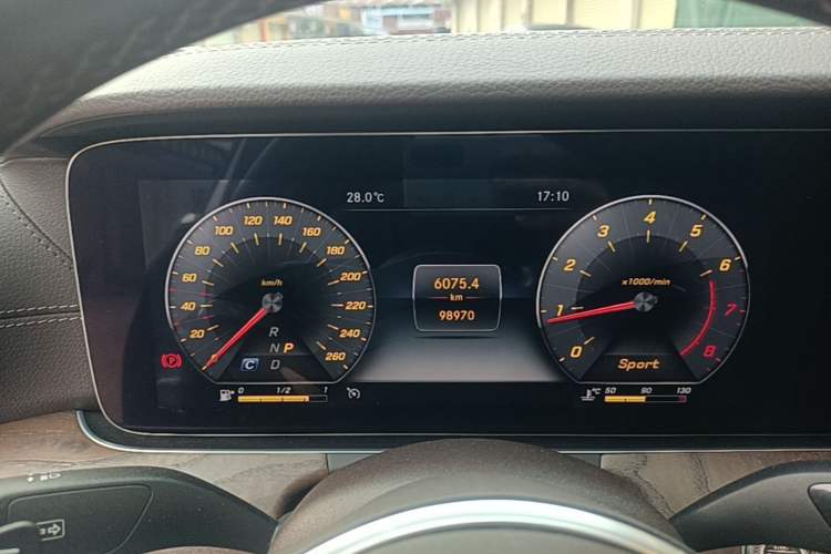 Used Mercedes-Benz E-Class 2019 E 300 L Stylish Model Instrument Cluster