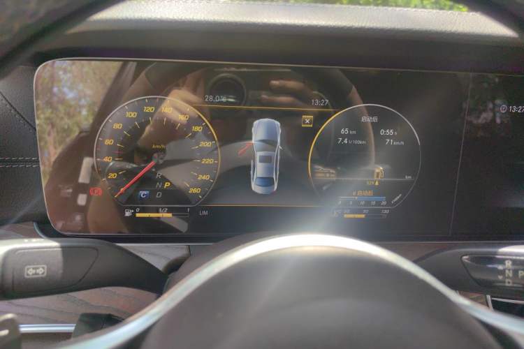 Used Mercedes-Benz E-Class 2019 E 300 L Stylish Model Instrument Cluster