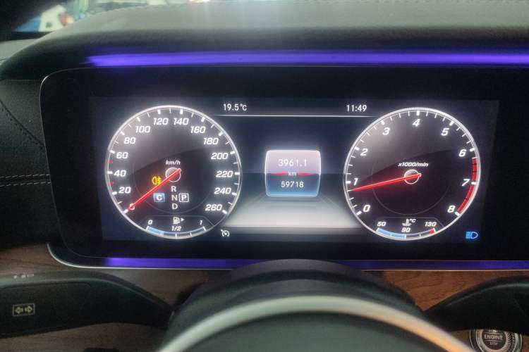 Used Mercedes-Benz E-Class 2019 Restyled E 300 L Luxury Edition Instrument Cluster