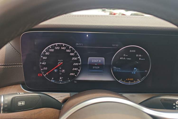Used Mercedes-Benz E-Class 2019 E 200 L Instrument Cluster