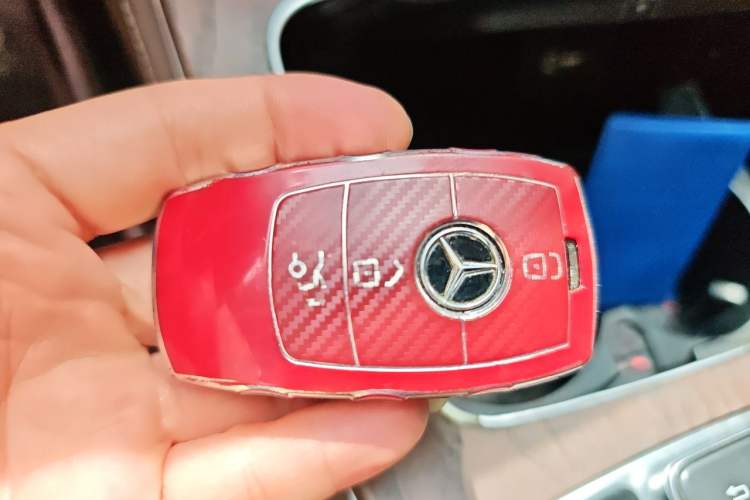 Used Mercedes-Benz E-Class 2019 Facelifted E 300 L Stylish Version Interior 1