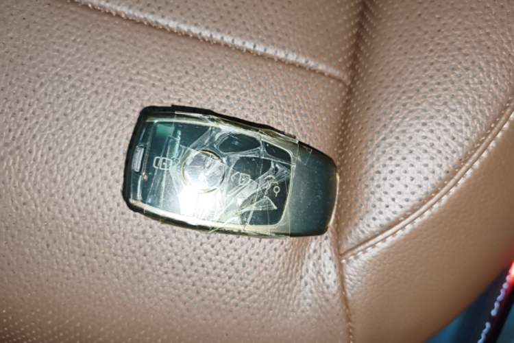 Used Mercedes-Benz E-Class 2019 Restyled E 300 L Sporty and Stylish Edition Interior 1