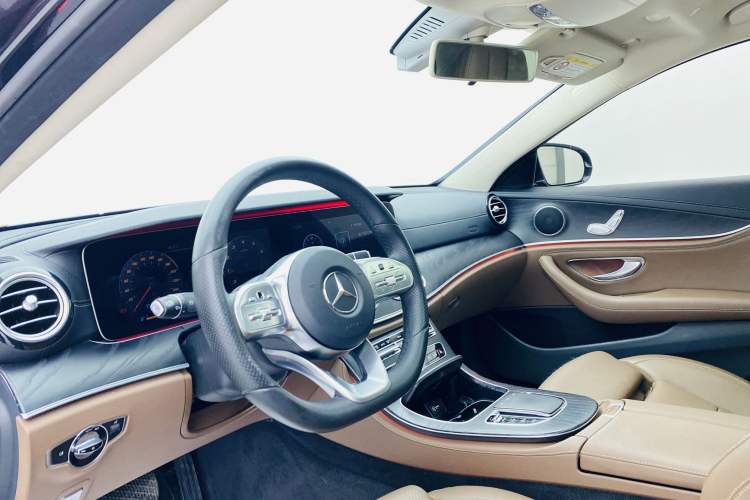 Used Mercedes-Benz E-Class 2019 E 200 L Sport Edition Interior 1