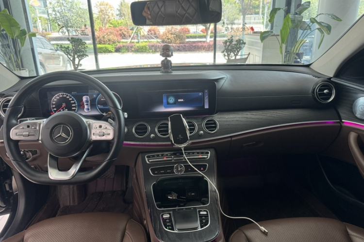 Used Mercedes-Benz E-Class 2019 Restyled E 300 L Sport Luxury Edition Interior 1