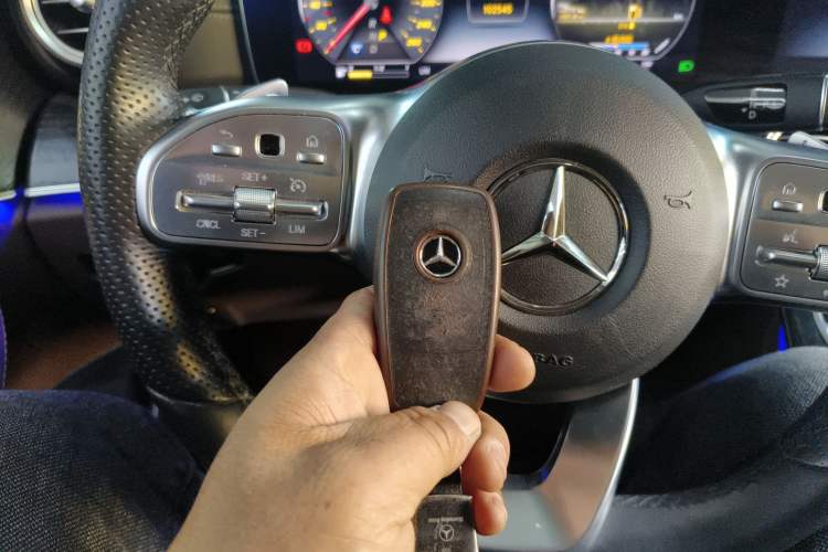 Used Mercedes-Benz E-Class 2019 E 260 L Sport Edition Interior 1