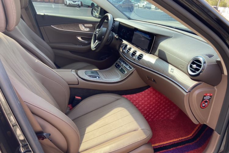 Used Mercedes-Benz E-Class 2019 Restyled E 300 L Luxury Edition Interior 10