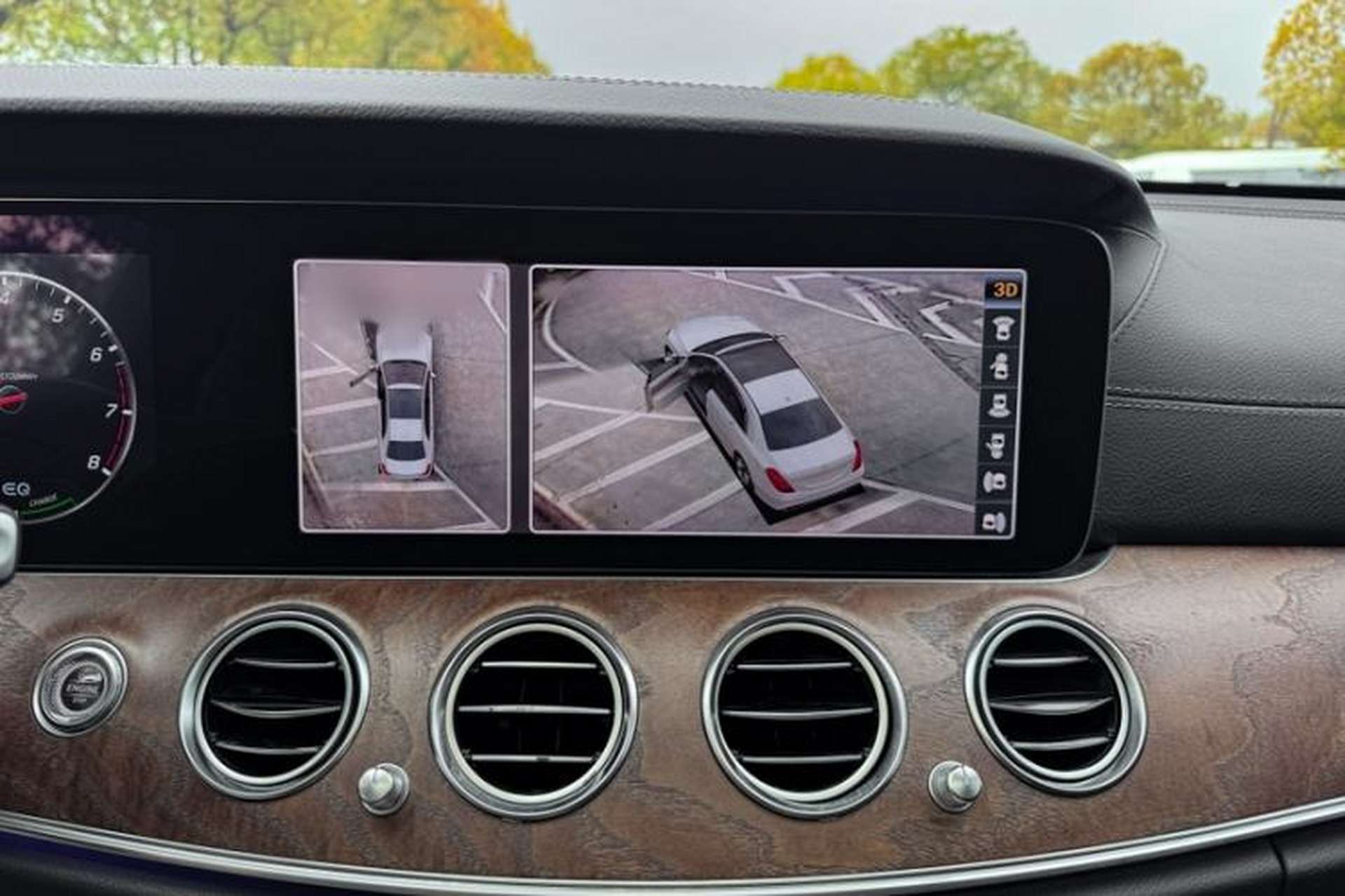 Used Mercedes-Benz E-Class 2019 E 260 L Interior 11
