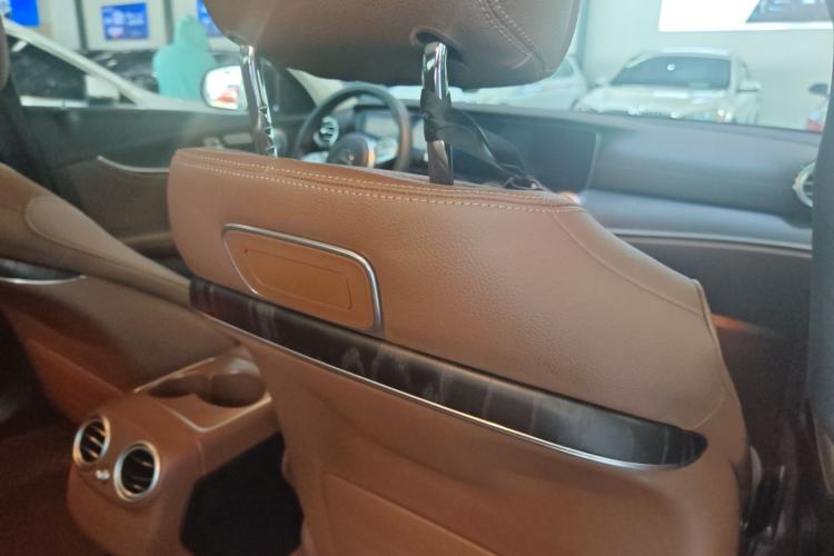 Used Mercedes-Benz E-Class 2019 Restyled E 300 L Sport Luxury Edition Interior 12