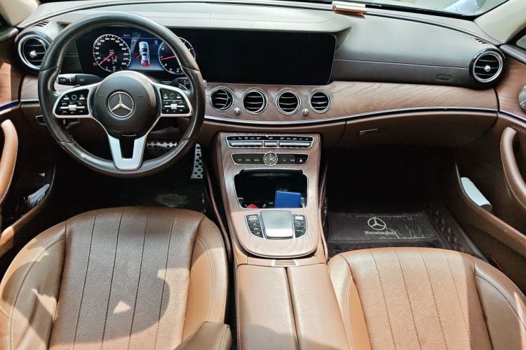 Used Mercedes-Benz E-Class 2019 Facelifted E 300 L Stylish Version Interior 2