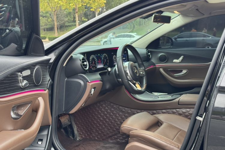Used Mercedes-Benz E-Class 2019 E 260 L Sport Edition Interior 2