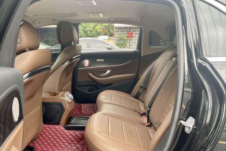 Used Mercedes-Benz E-Class 2019 E 260 L Sport Edition Interior 2