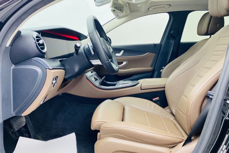 Used Mercedes-Benz E-Class 2019 E 200 L Sport Edition Interior 2