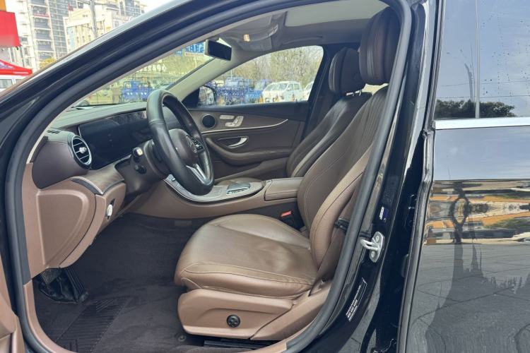 Used Mercedes-Benz E-Class 2019 Facelifted E 300 L Stylish Version Interior 2
