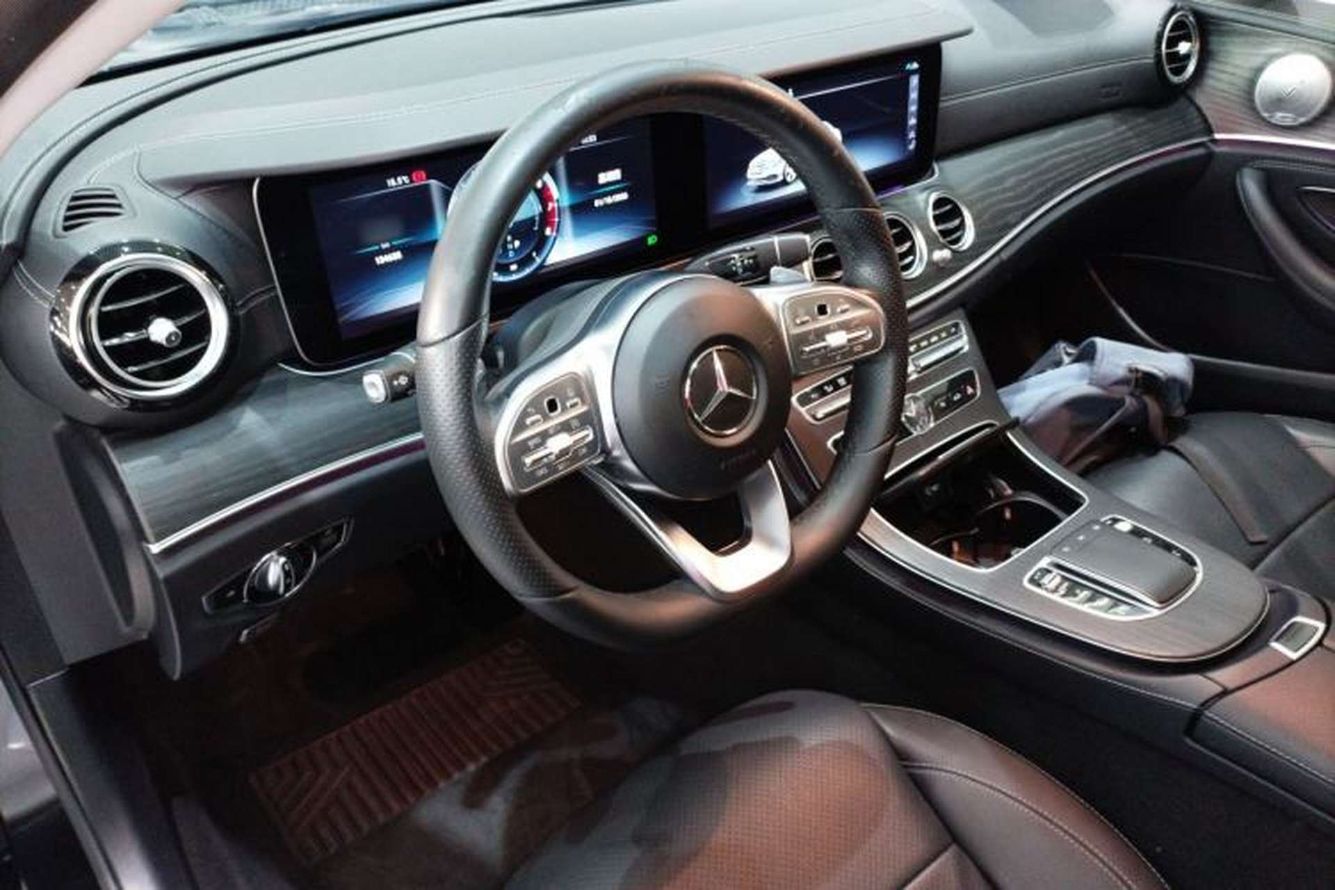 Used Mercedes-Benz E-Class 2019 Restyled E 300 L Sporty and Stylish Edition Interior 2