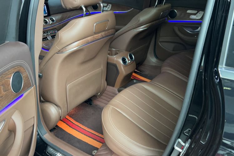 Used Mercedes-Benz E-Class 2019 E 300 L Luxury Model Interior 2