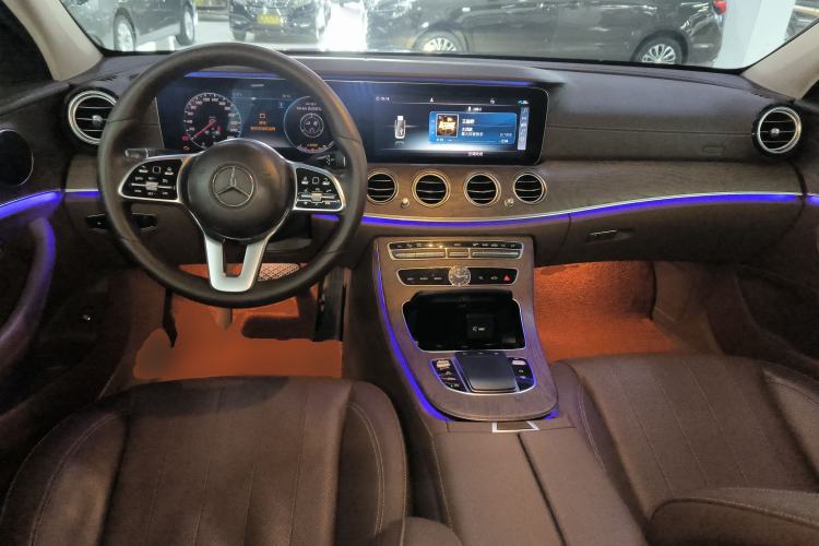 Used Mercedes-Benz E-Class 2019 E 300 L Luxury Model Interior 2
