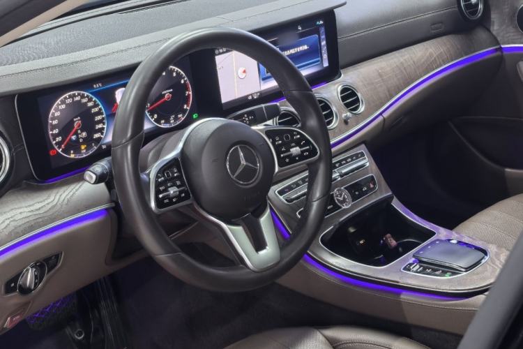Used Mercedes-Benz E-Class 2019 E 300 L Luxury Model Interior 2