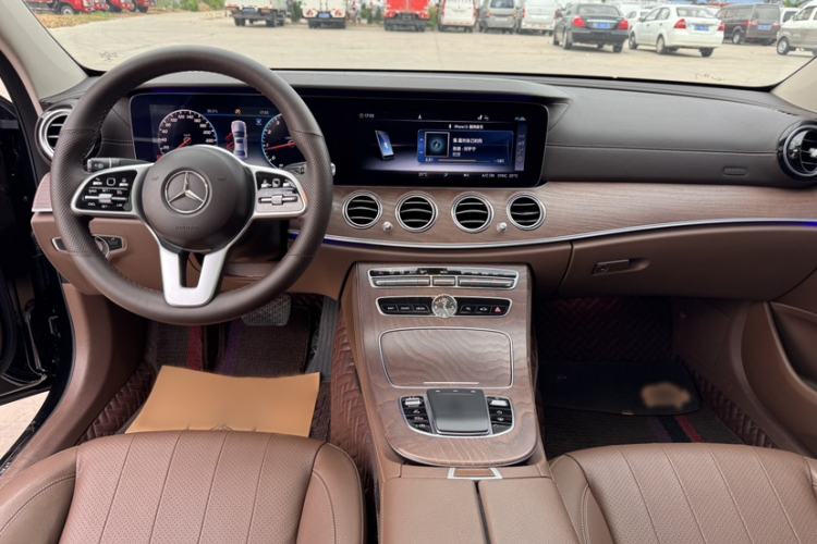 Used Mercedes-Benz E-Class 2019 Restyled E 300 L Luxury Edition Interior 3