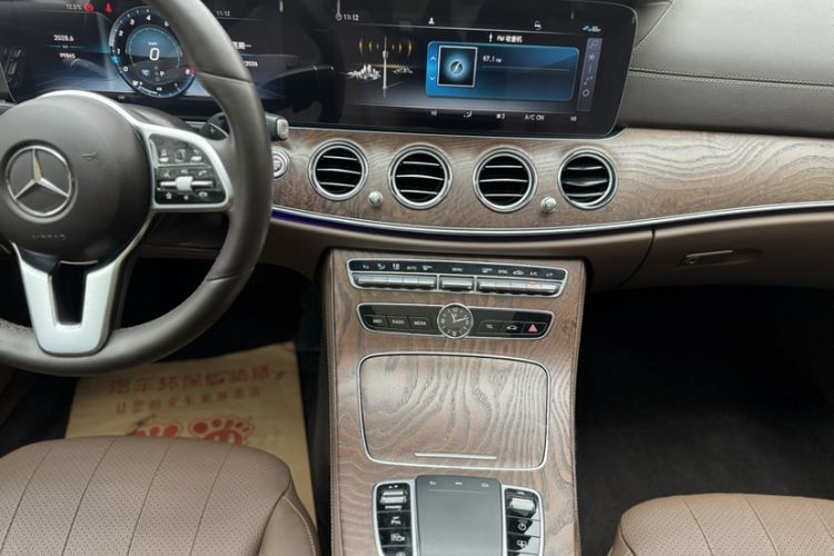 Used Mercedes-Benz E-Class 2019 Restyled E 300 L Luxury Edition Interior 3
