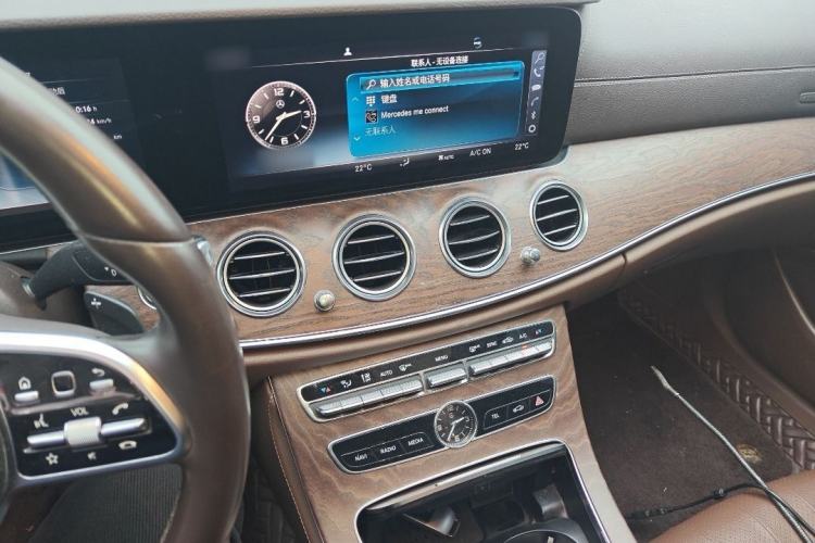 Used Mercedes-Benz E-Class 2019 Restyled E 300 L Luxury Edition Interior 3